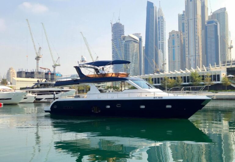 68 feet luxurious yacht rental Dubai Marina