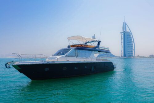 68 feet luxurious yacht rental Dubai