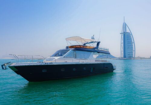 68 feet luxurious yacht rental Dubai