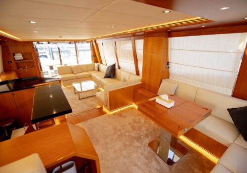70 ft luxurious yacht for rental in Dubai Marina