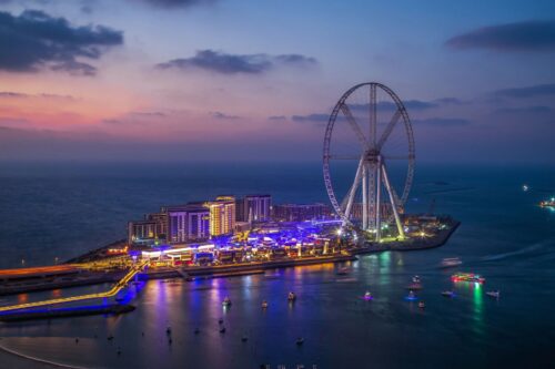 Ain Dubai and Bluewaters Island lit up at night